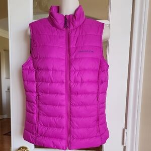 NWT Vineyard Vines Lightweight Puffer Vest Vivid Fuchsia Size Small